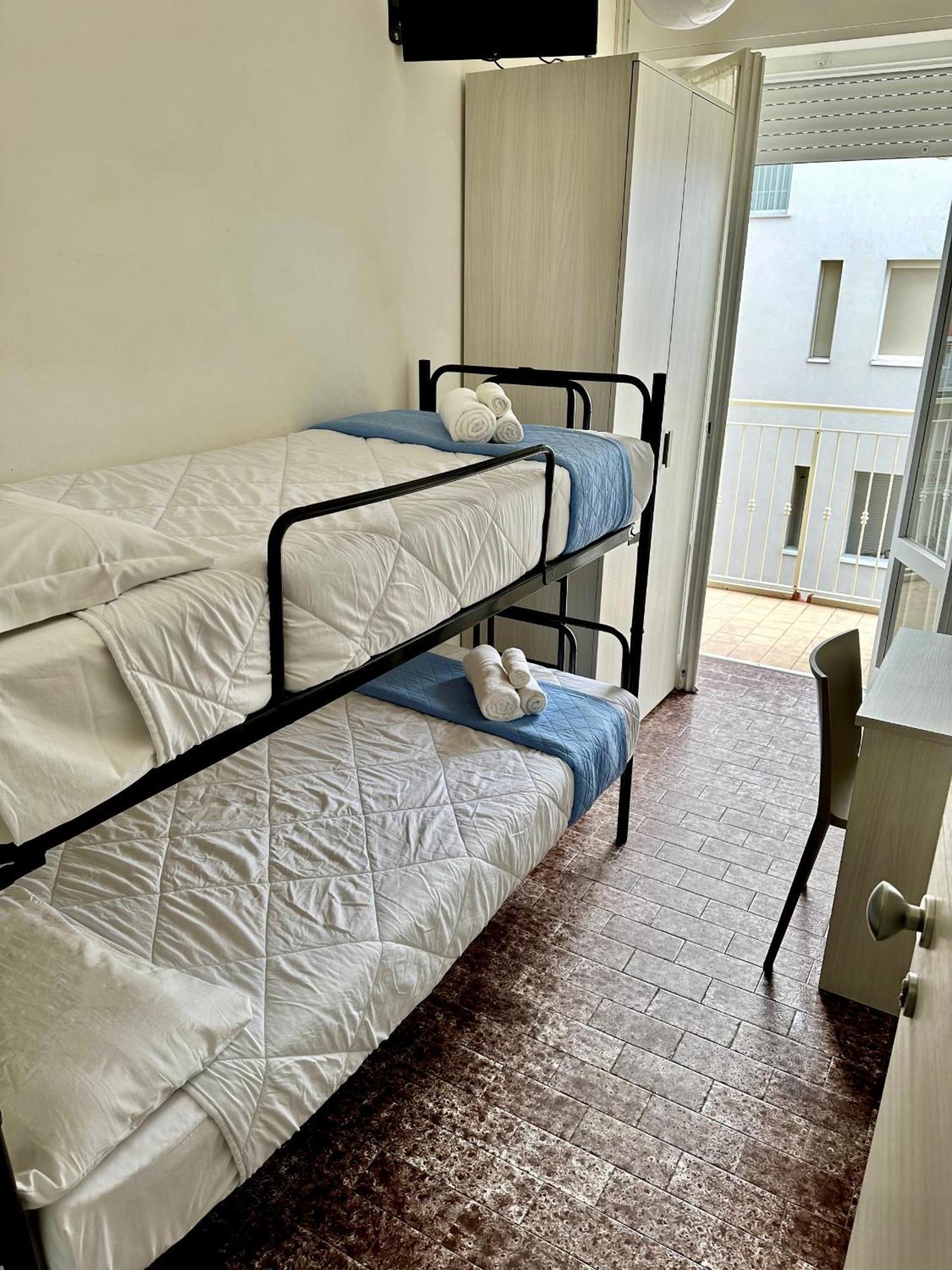 Hotel Napoleon Річчоне Екстер'єр фото